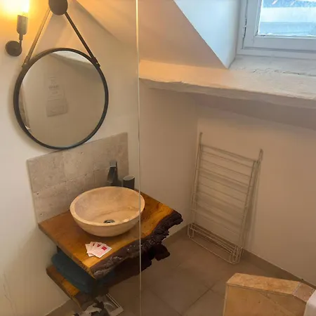 Appartamento Charme Et Emplacement Privilégié à Rouen- 471 Rouen